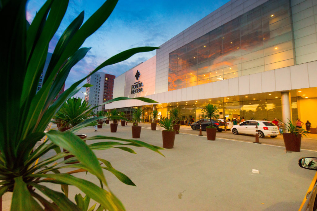 shopping ponta negra